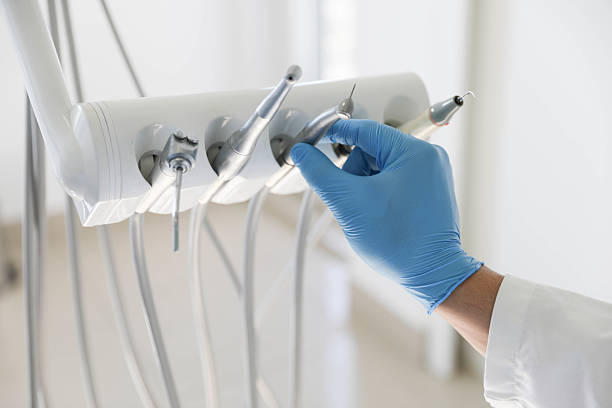Professional Invisalign Clear Aligners technician working in St. Louis, MO